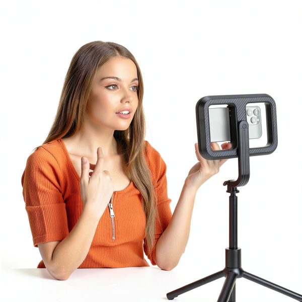 Neewer Basics Selfie Light Tripod Stand Wireless-1