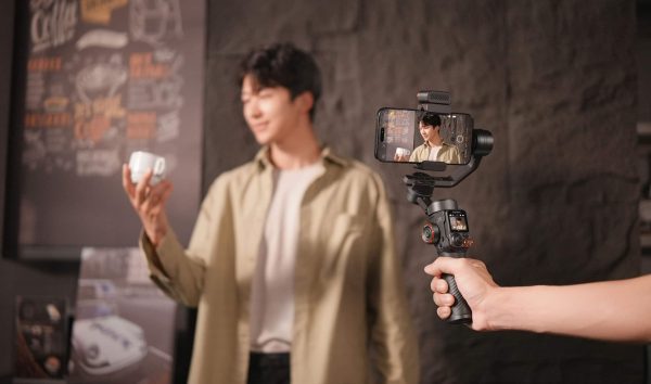 iSteady M7 AI Tracker Smartphone Gimbal for Filmmakers-19