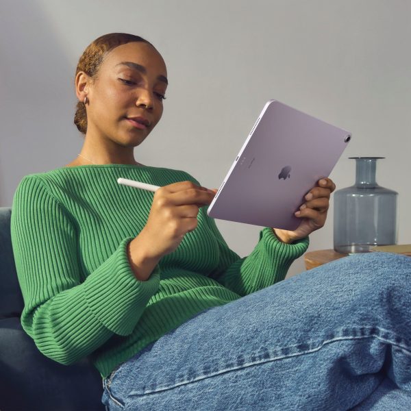 Apple iPad Air M2 13 inch Wi Fi Cellular Tablet Starlight-6