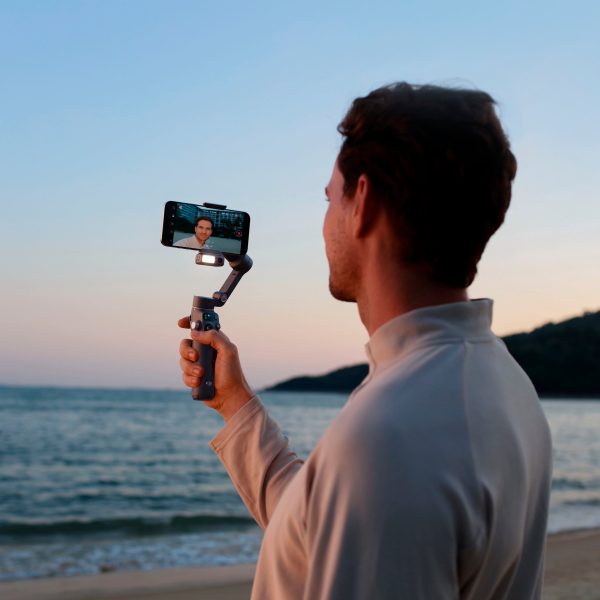 DJI Osmo Mobile 7 Smartphone Gimbal Stabilization-7