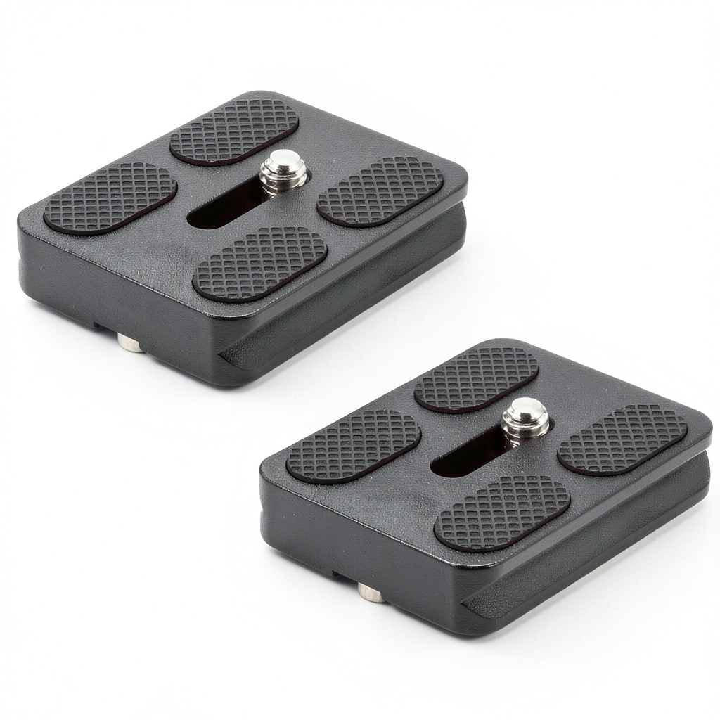 Neewer PU-50 quick release plate attached to a camera on a tripod