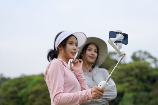 iSteady V3 Smartphone Gimbal Magnetic AI Tracker Videography-18
