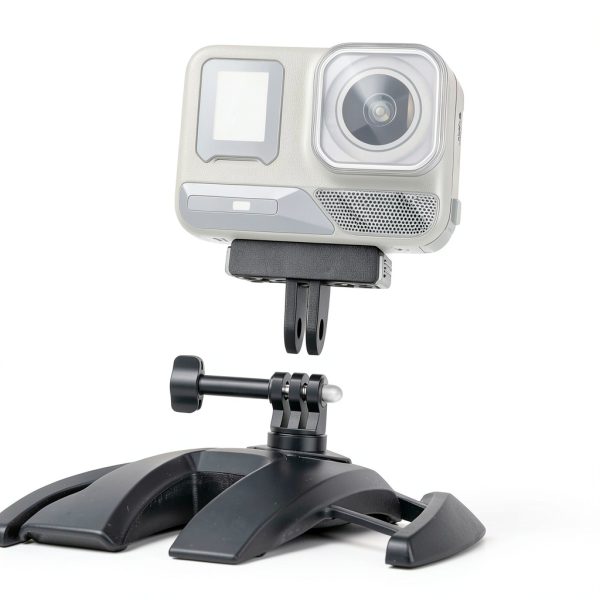 Neewer Basics Magnetic Mount for Insta360 Ace Pro Action-5